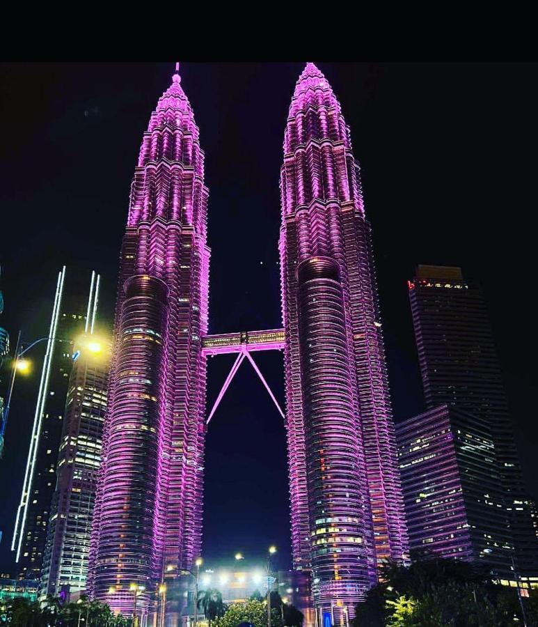 Calm Sojourn, Sky Suites Klcc Kuala Lumpur Exteriör bild