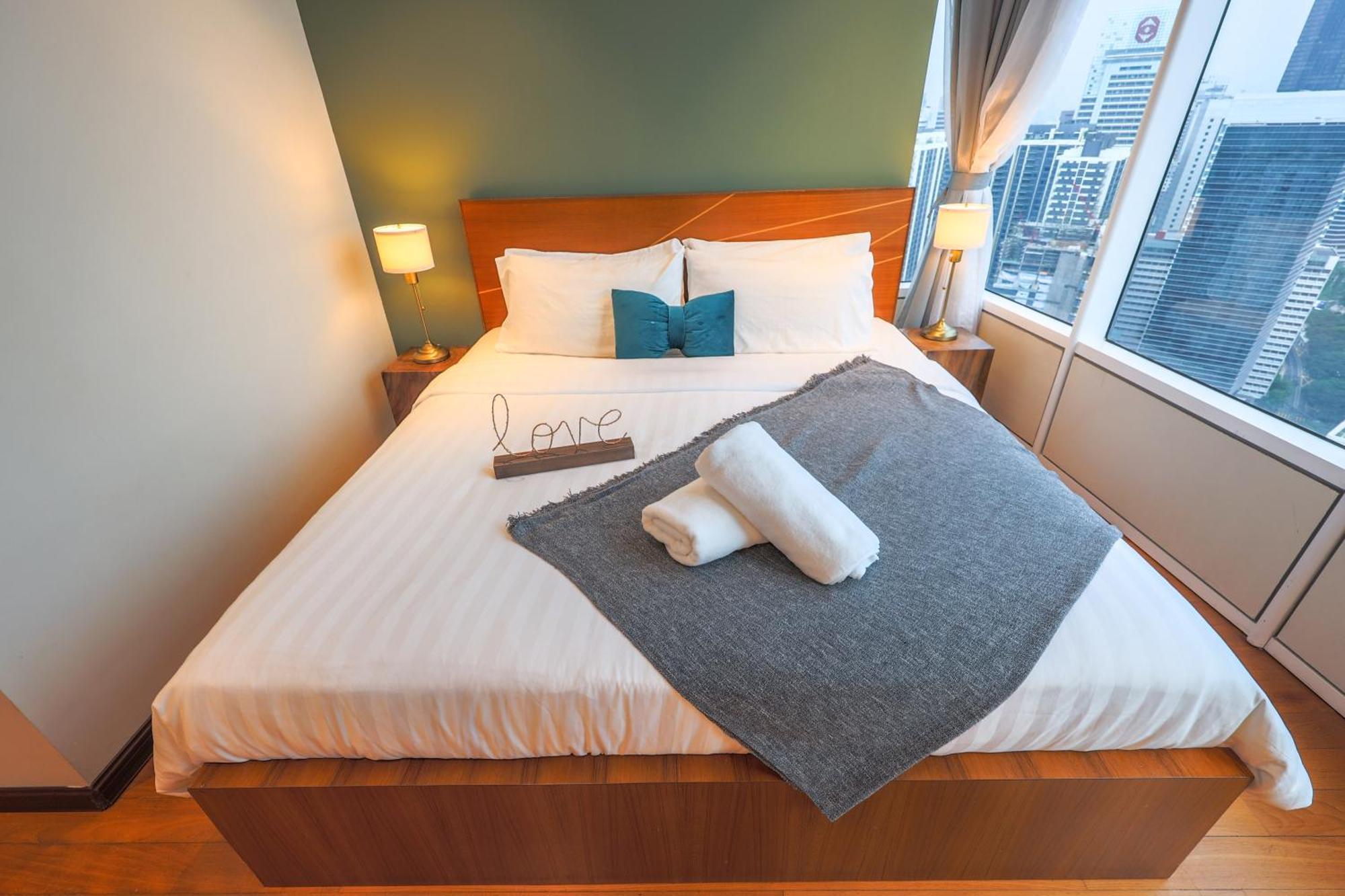 Calm Sojourn, Sky Suites Klcc Kuala Lumpur Exteriör bild